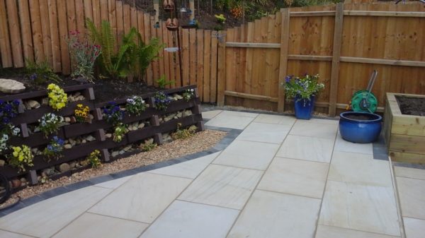 EM Dune 900x600 indian sandstone paving